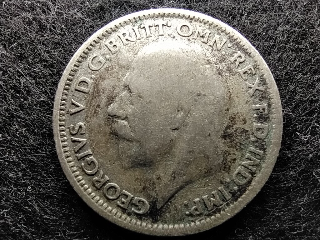 Anglia V. György .500 ezüst 3 Pence 1928 enyhén deformált