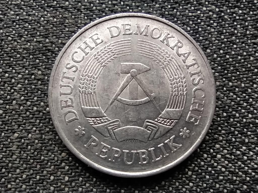 Németország NDK (1949-1990) 1 Márka 1977 A