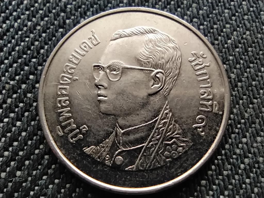 Thaiföld IX. Rama (1946-2016) 1 baht (nem mágneses) 2006