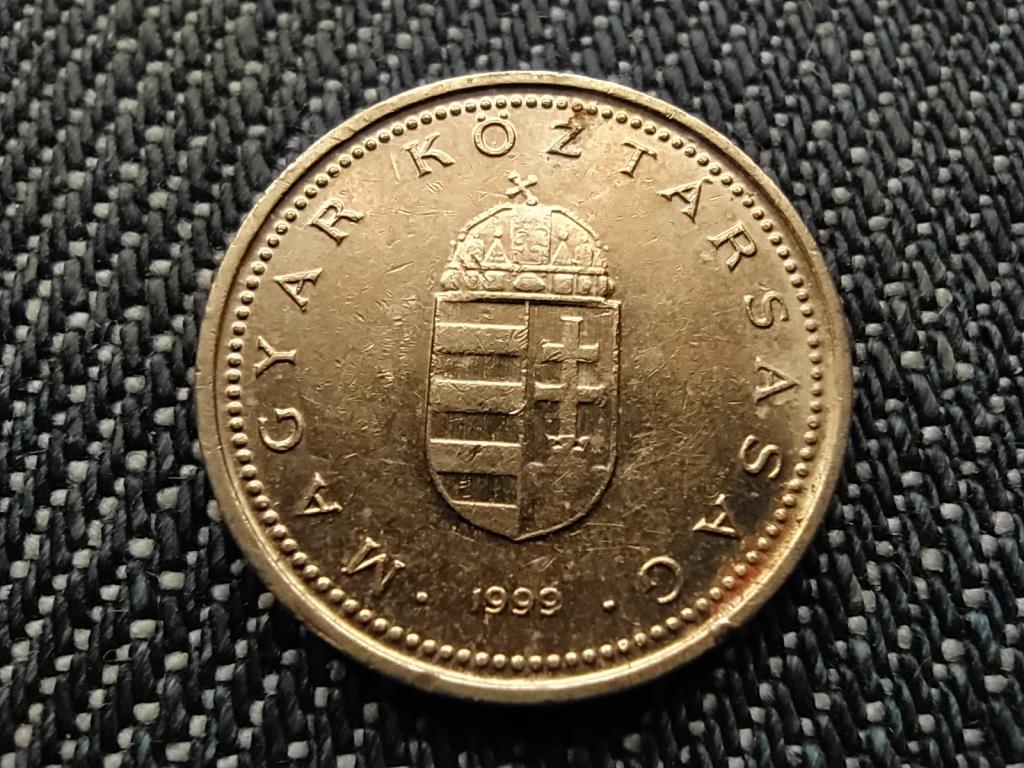 Harmadik Köztársaság (1989-napjainkig) 1 Forint 1999 BP