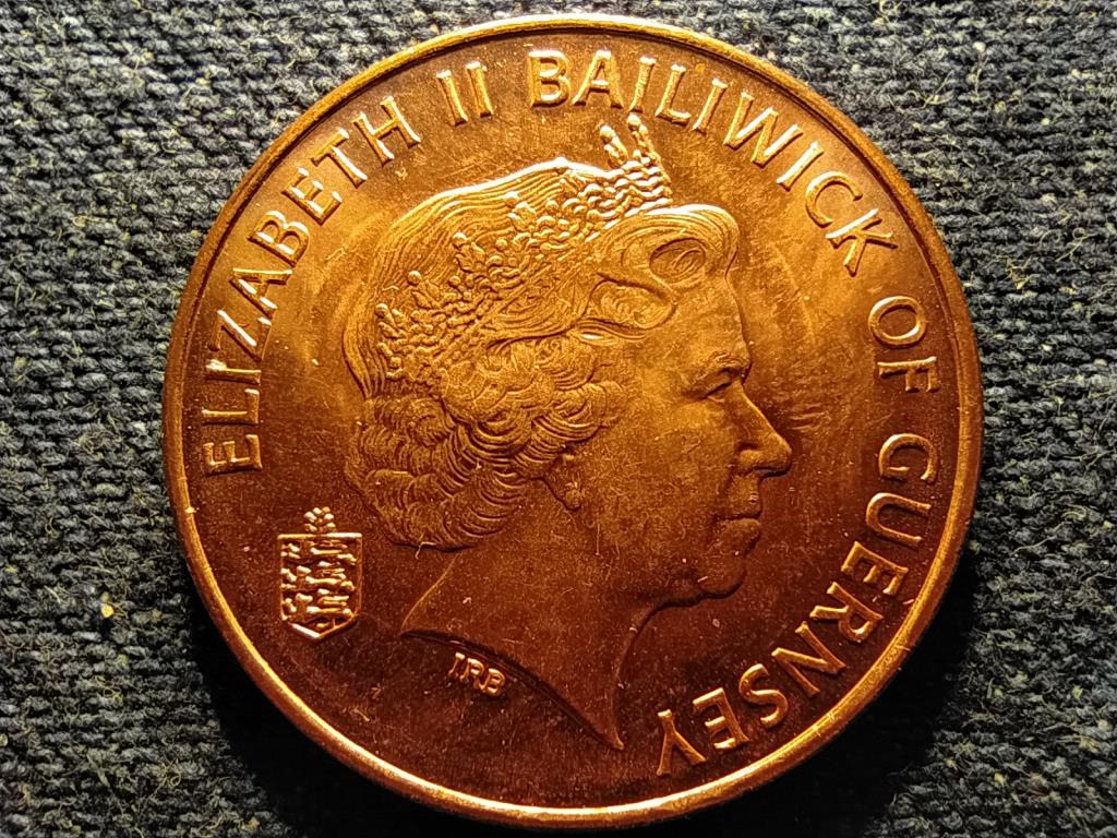 Guernsey II. Erzsébet tehén 2 penny 2003