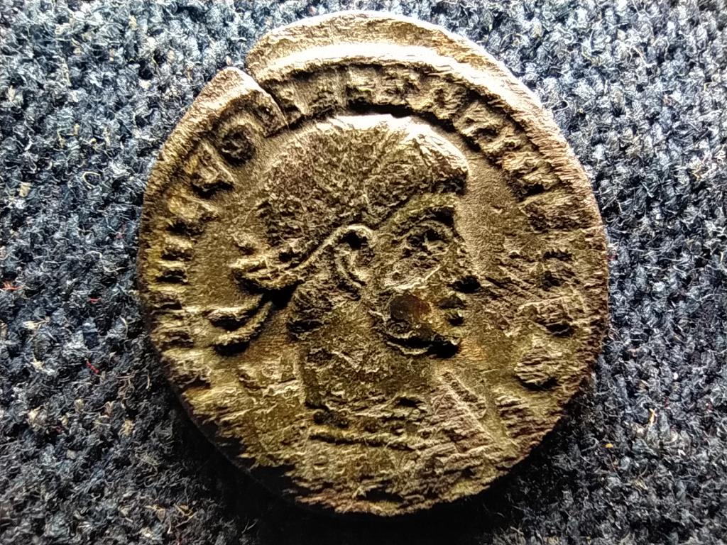 Római Birodalom II. Constantius (337-361) Nummus GLORIA EXERCITVS TRP