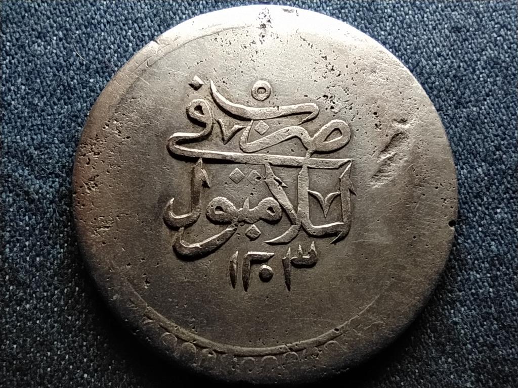Oszmán Birodalom III. Selim (1789-1807) .465 ezüst 2 Kurus 1793 