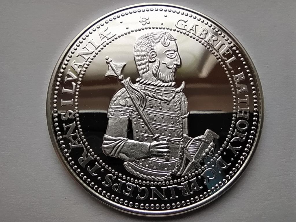 Magyar tallérok utánveretben Báthory Gábor tallérja 1609 .999 ezüst PP