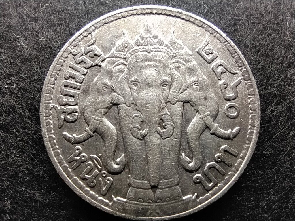 Thaiföld VI. Rama (1910-1925) .900 Ezüst 1 Baht 