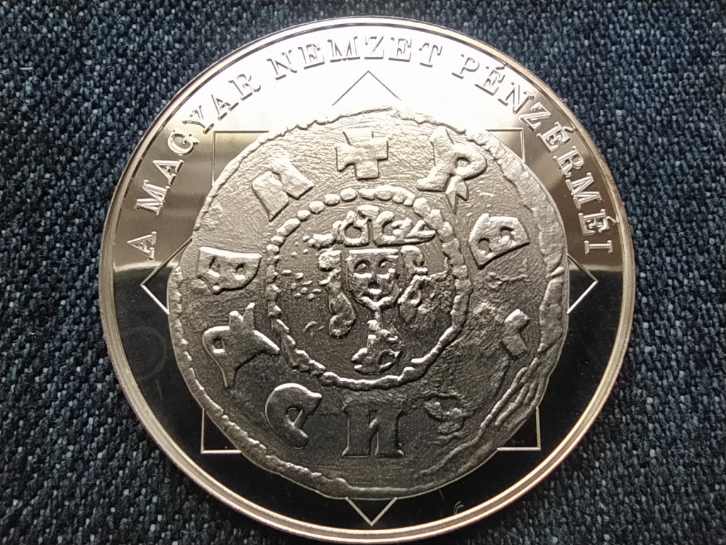 A magyar nemzet pénzérméi Az utolsó Árpád-házi királypénz 1290-1301 .999 ezüst