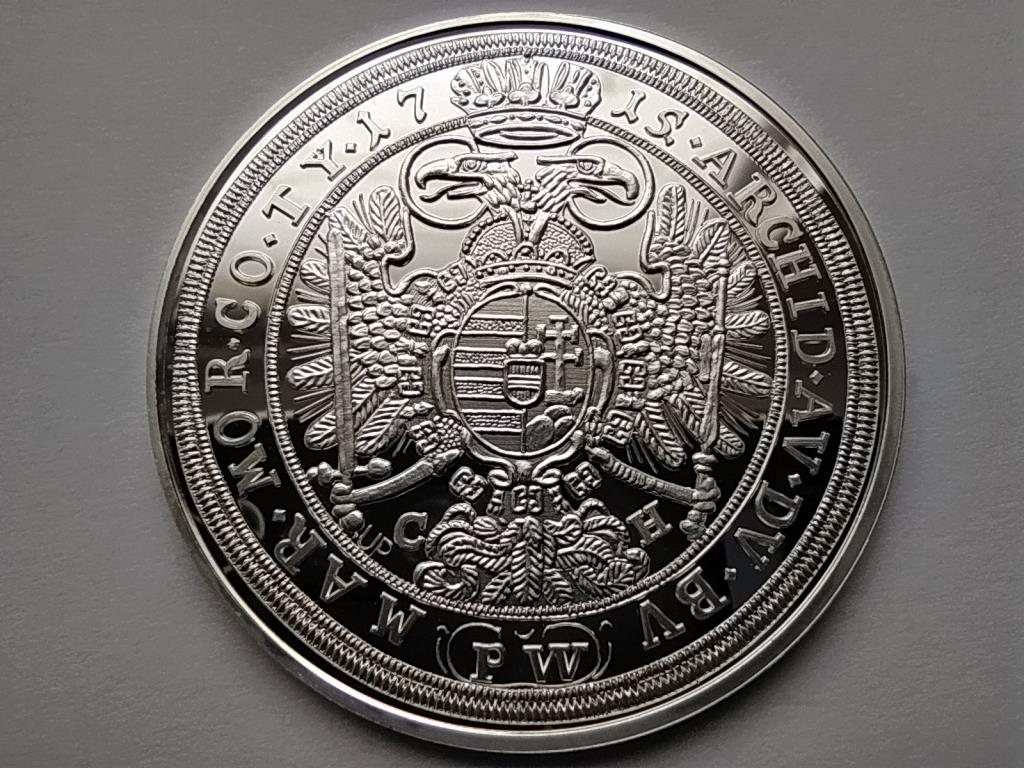 Magyar tallérok utánveretben III. Károly tallérja 1715 .999 ezüst