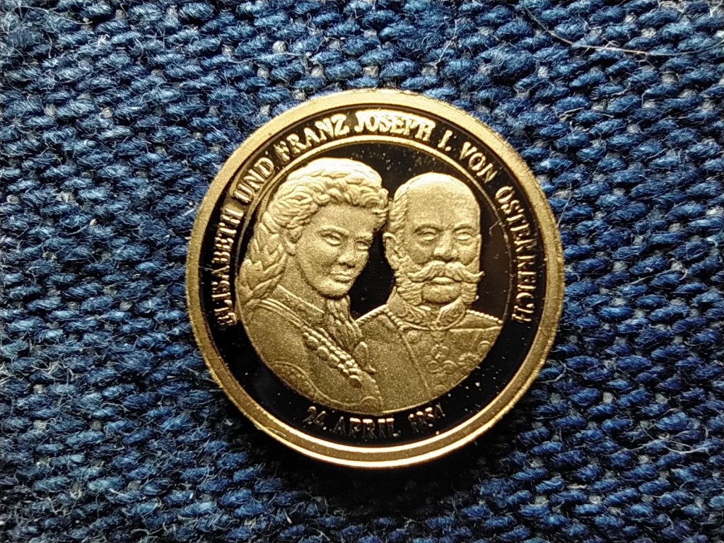 Történelmi Ausztria mini arany Erzsébet és Ferenc József .585 arany 0,5g