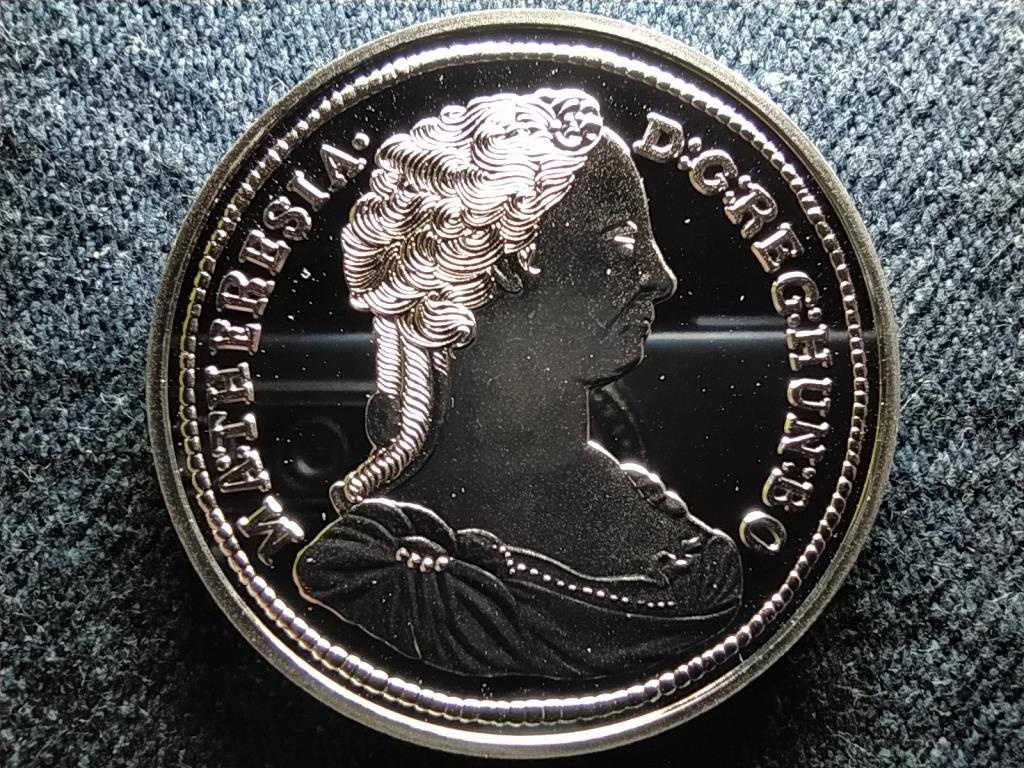 Történelmi féltallérok utánveretben Mária Terézia féltallérja 1742 .333 ezüst