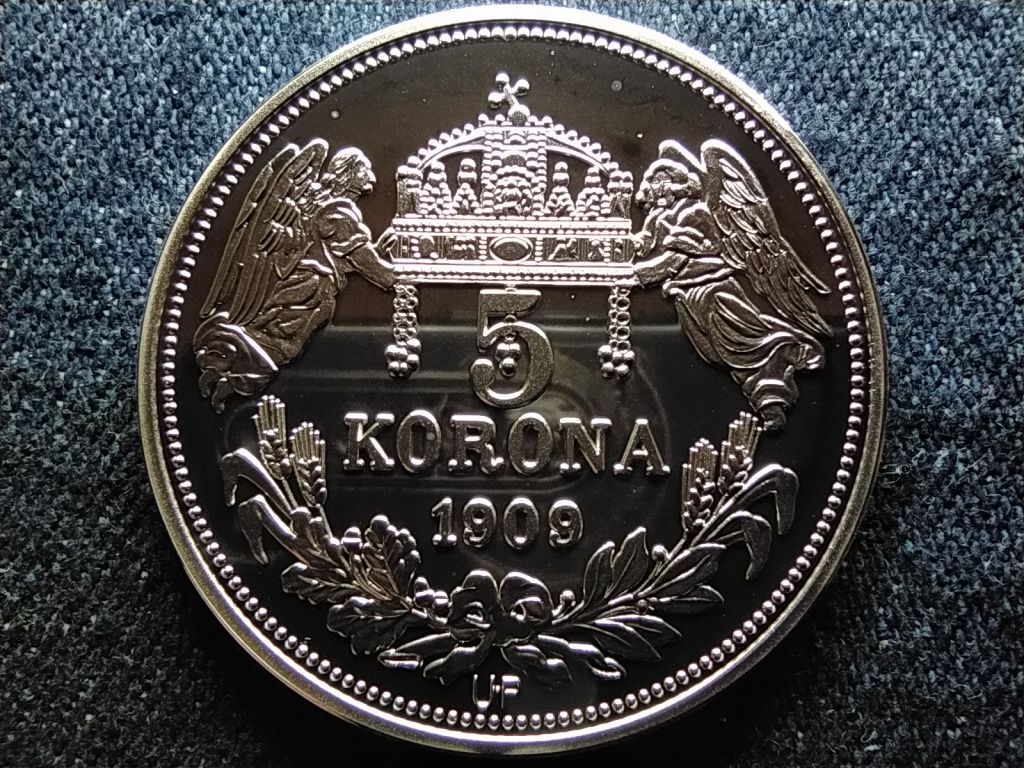 Királyi Koronák Utánveretben III. Károly 5 korona .999 ezüst