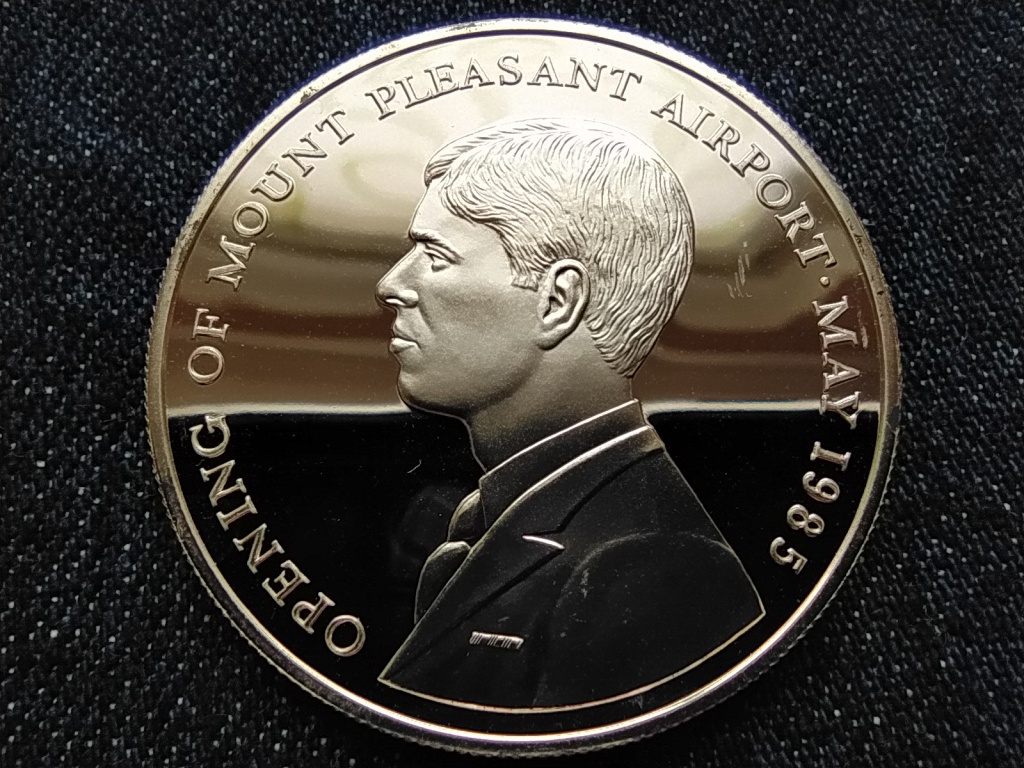 Falkland-szigetek Mount Pleasant repülőtér .925 ezüst 50 Penny