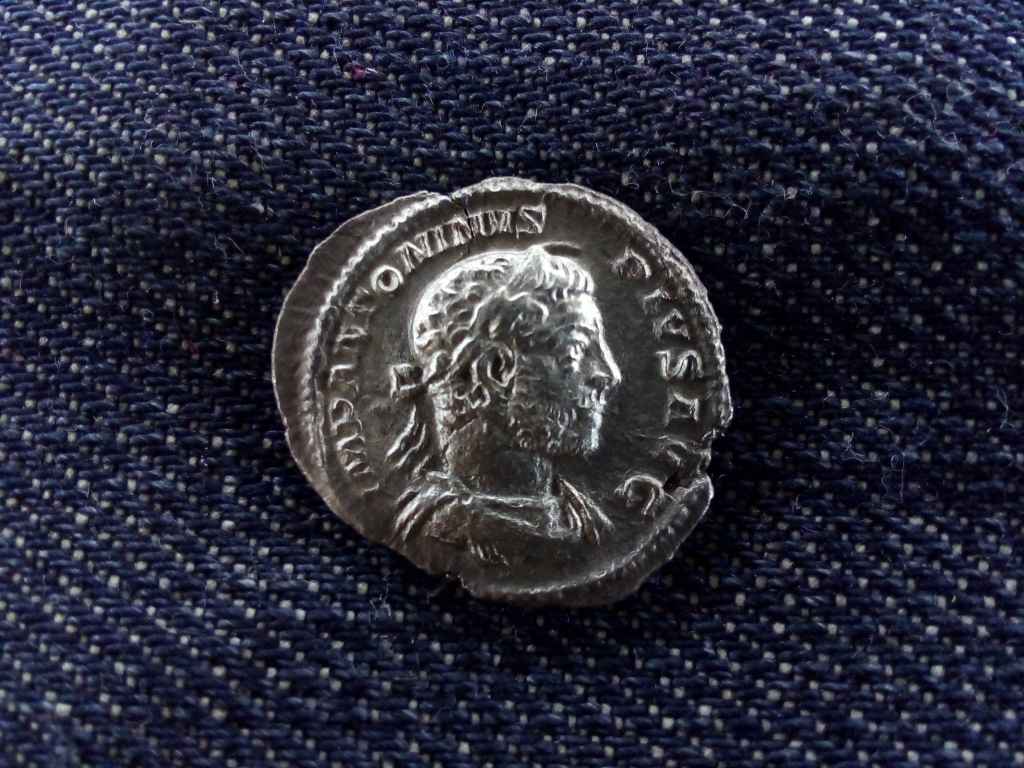 Római Birodalom Antoninus Pius (Caracalla) (138-161) ezüst Dénár