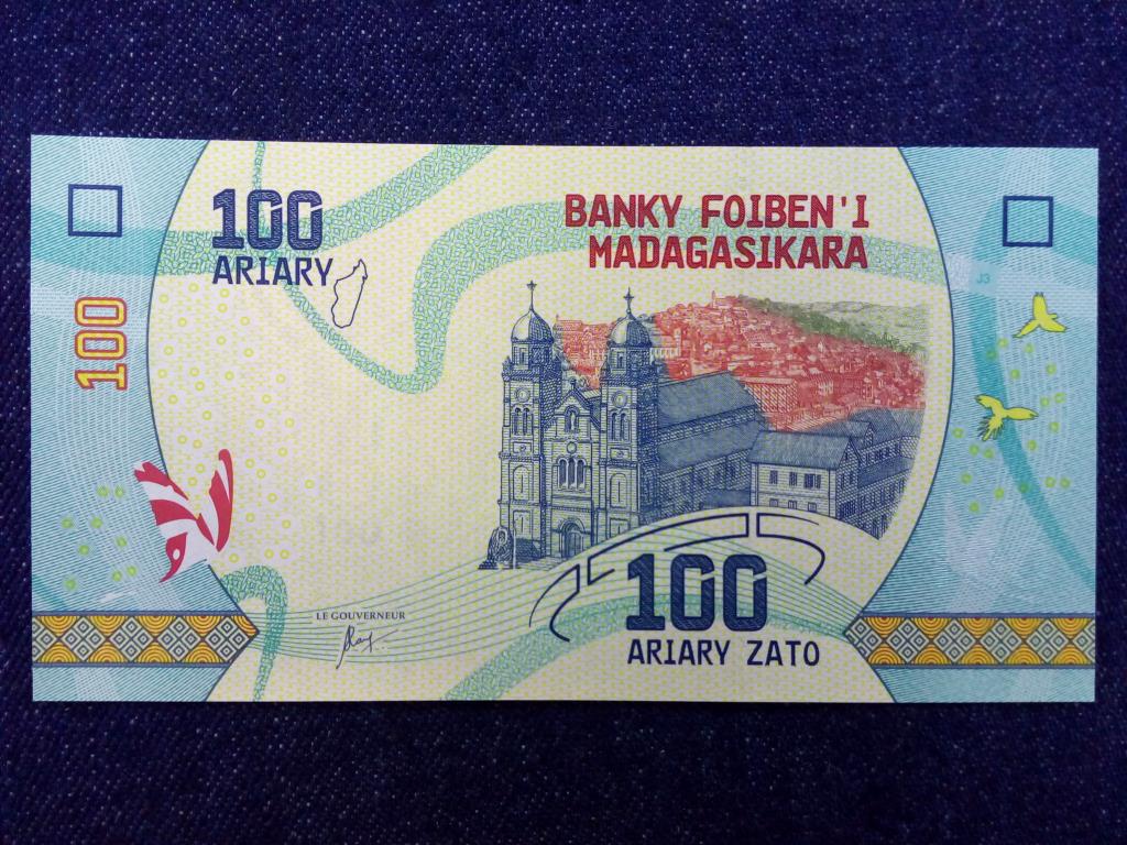 Madagaszkár 100 Ariary bankjegy