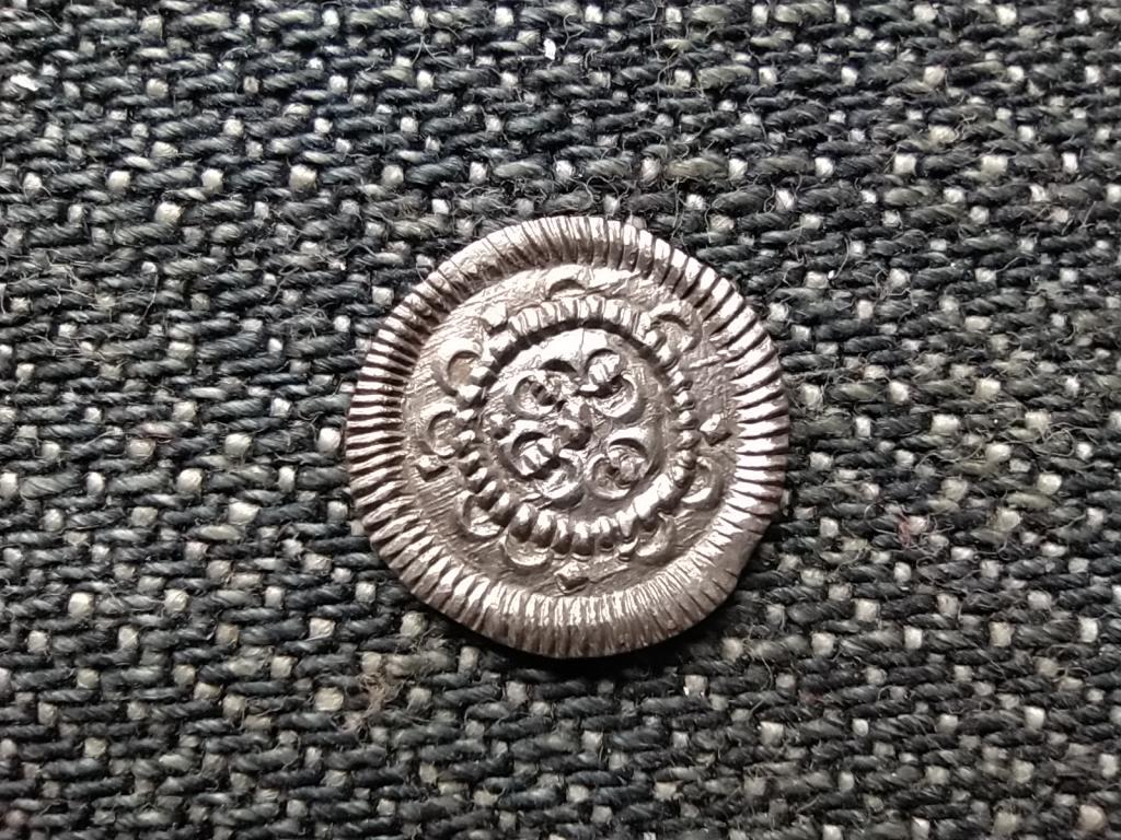 II. (Vak) Béla (1131-1141) ezüst 1 Dénár ÉH46