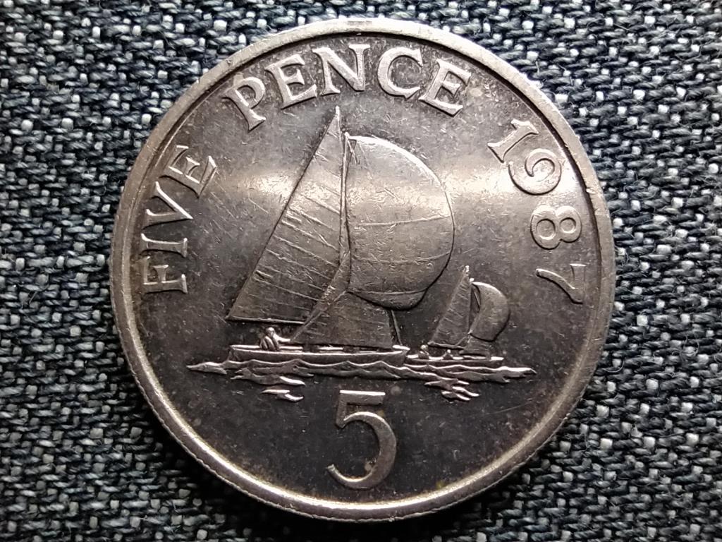 Guernsey II. Erzsébet vitorlás 5 penny