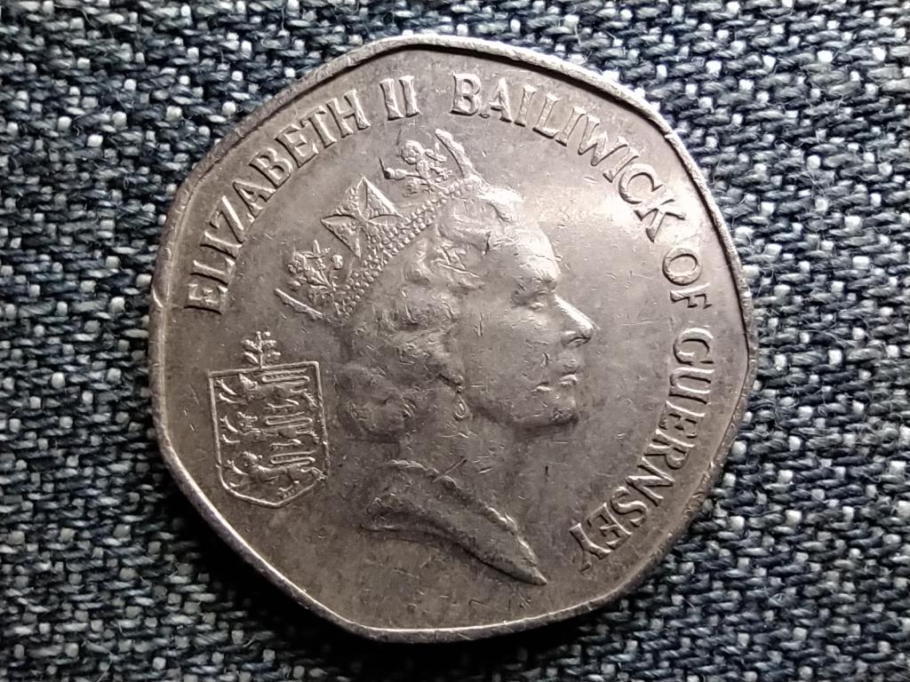 Guernsey II. Erzsébet 20 penny