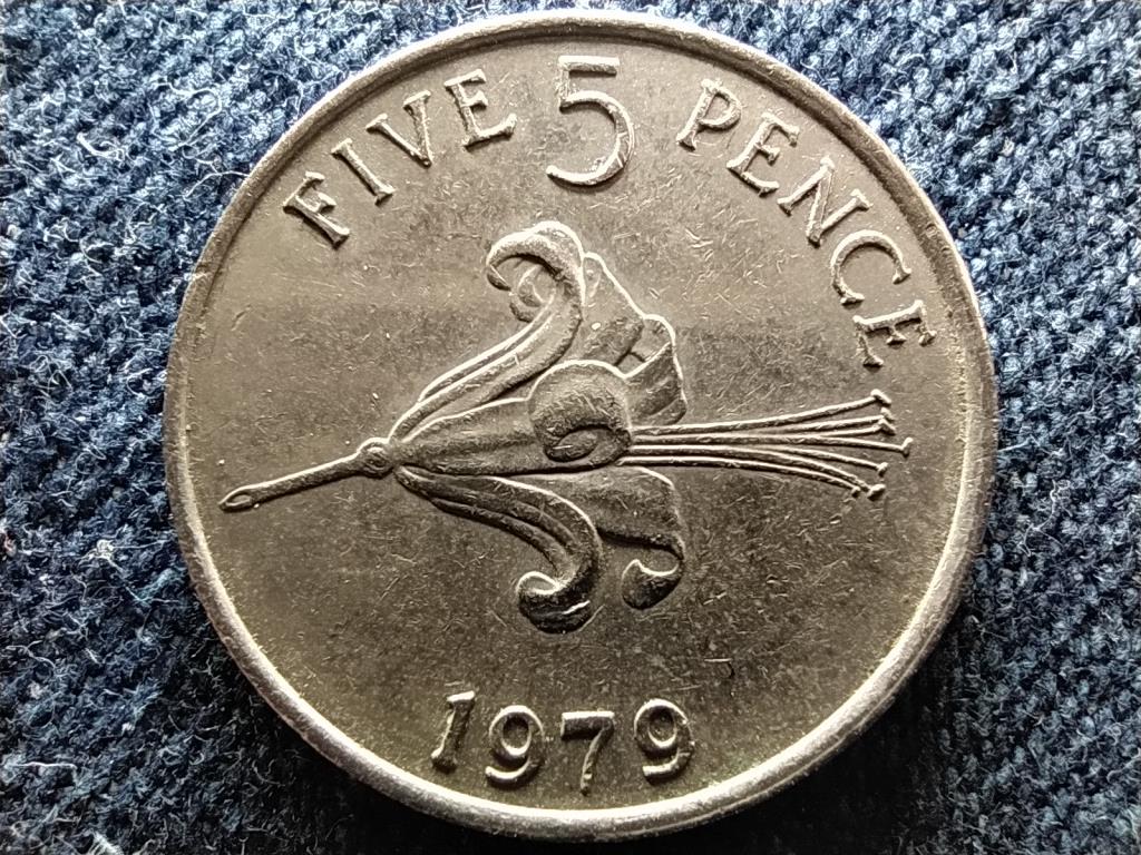 Guernsey II. Erzsébet liliom 5 penny