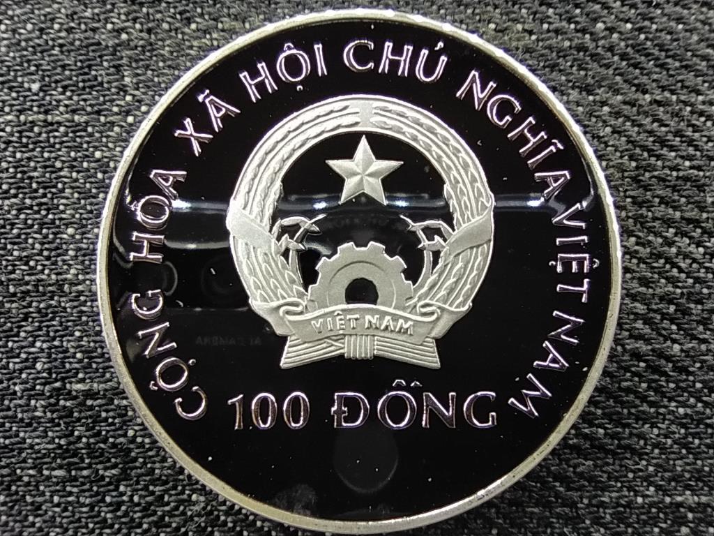 Vietnám Téli olimpia Albertwille hoki .999 ezüst 100 Dong