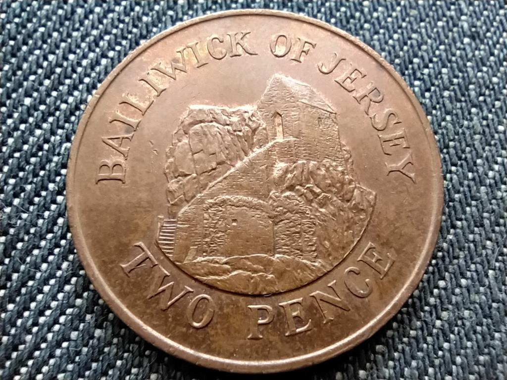 Jersey II. Erzsébet St. Helier remetelak 2 penny 1990