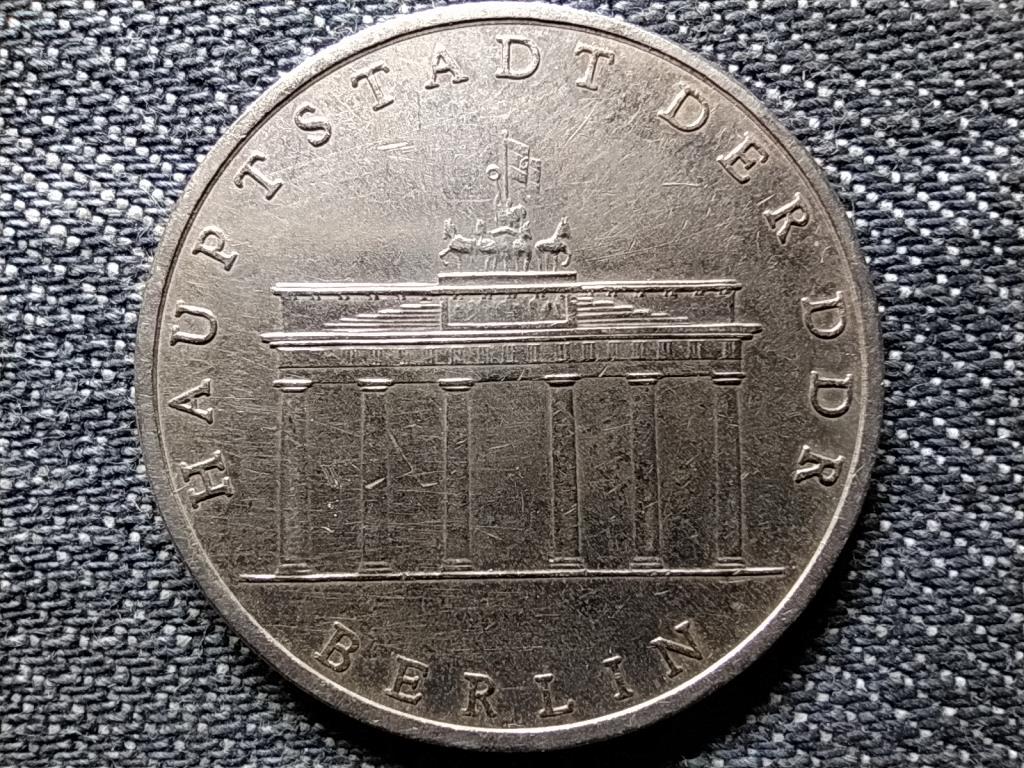 Németország Brandenburgi kapu 5 Márka 1971 A