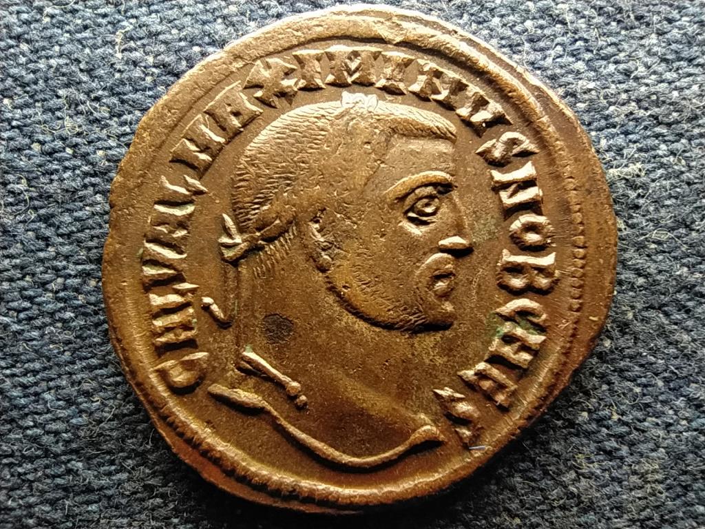 Római Birodalom II. Maximinus Daia (310-313) Follis RIC 71 GENIO CAESARIS P R ALE