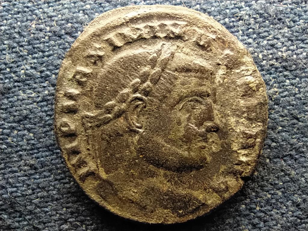 Római Birodalom II. Maximinus Follis IMP MAXIMINVS P F AVG GENIO AVGVSTI SIS RIC20