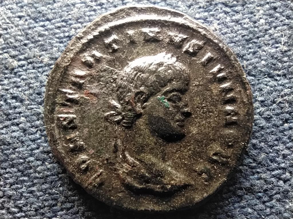 Római Birodalom II. Constantinus (337-340) Follis RIC 166 CAESARVM NOSTRORVM VOT X ESIS