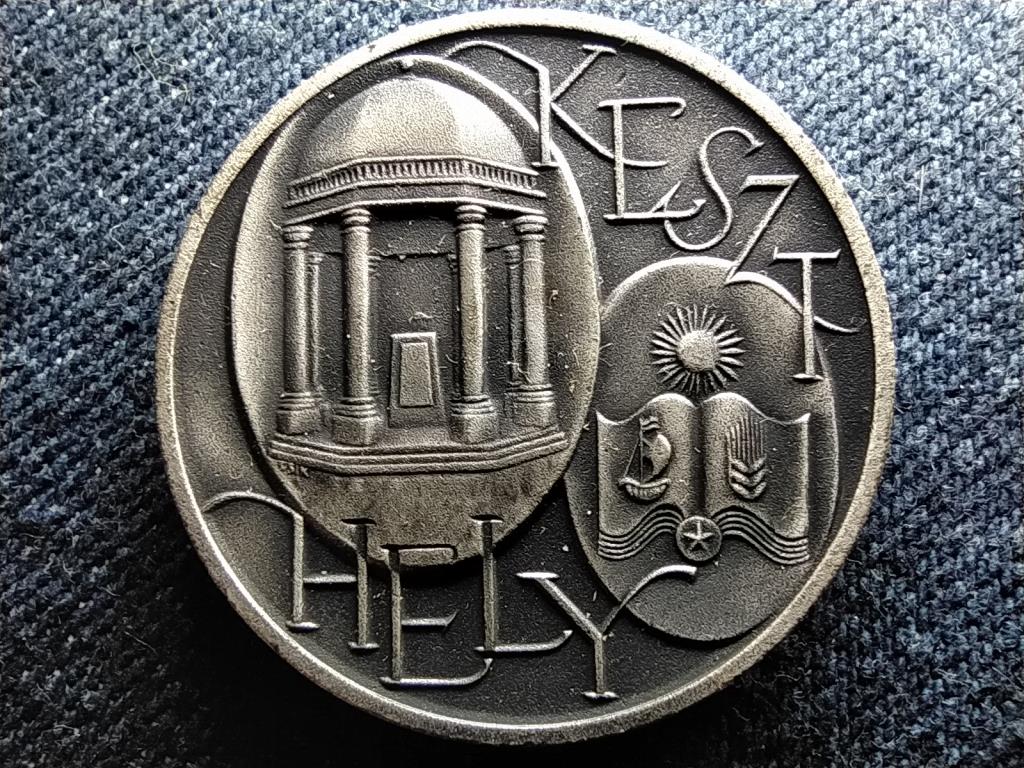 Magyar városok bronz érem Keszthely, Helikon-emlékmű 