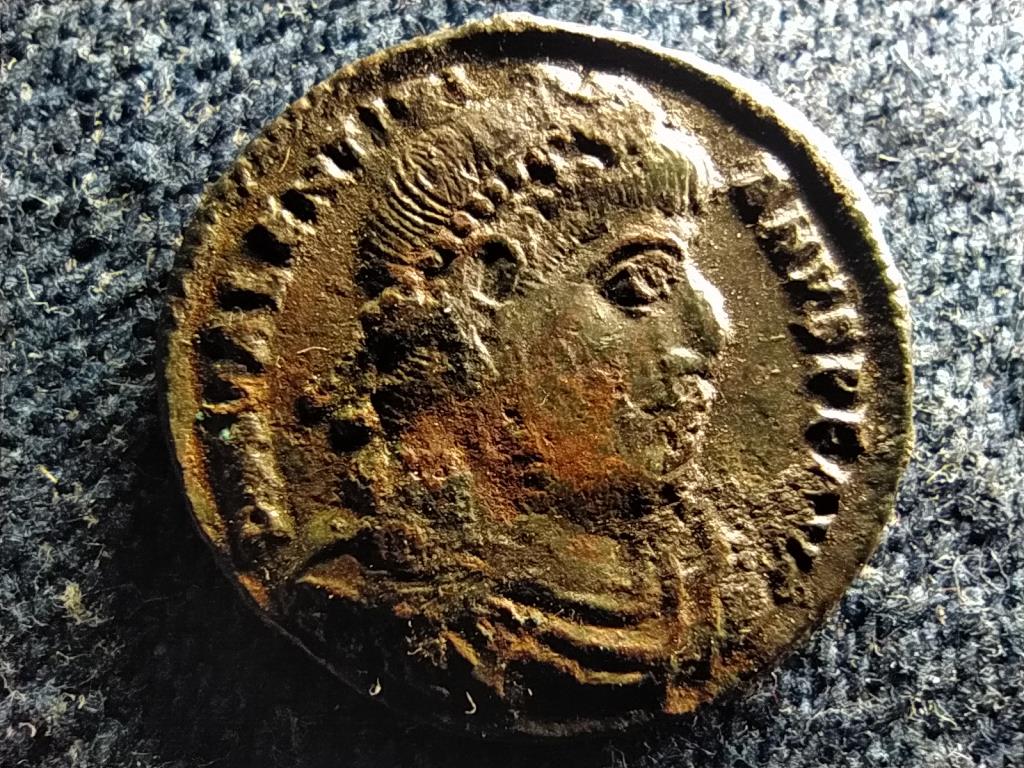 Római Birodalom I. Valentinianus Follis ΓSISC