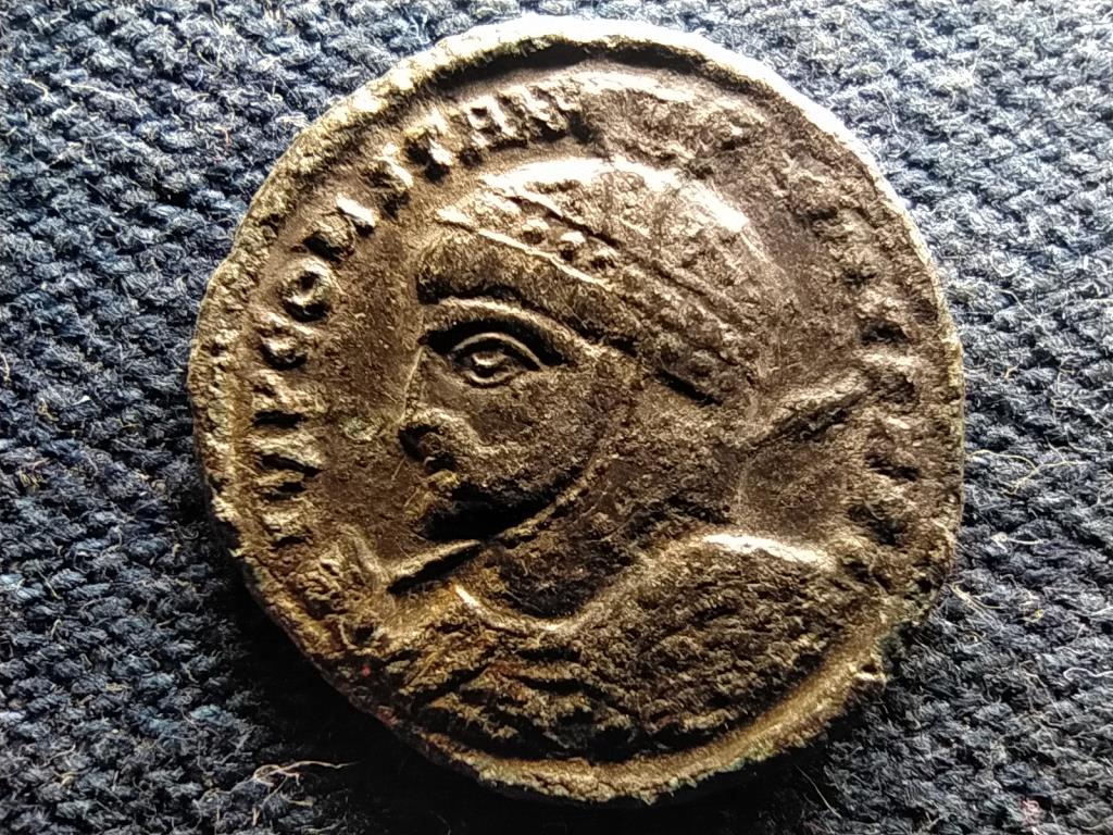 Római Birodalom I. Nagy Constantinus Follis VICTORIAE LAETAE PRINC PERP ASIS
