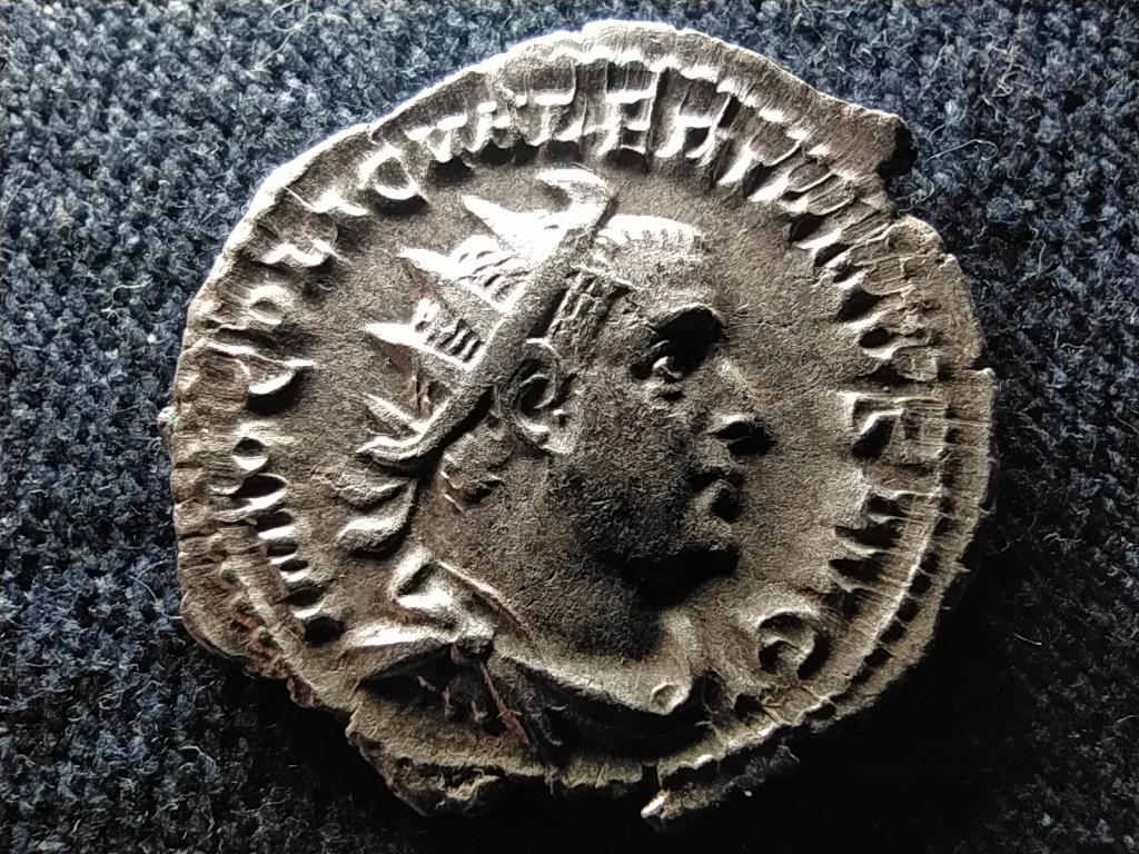 Római Birodalom I. Valerianus (253-260) Ezüst Antoninianus RIC 89 FIDES MILITVM