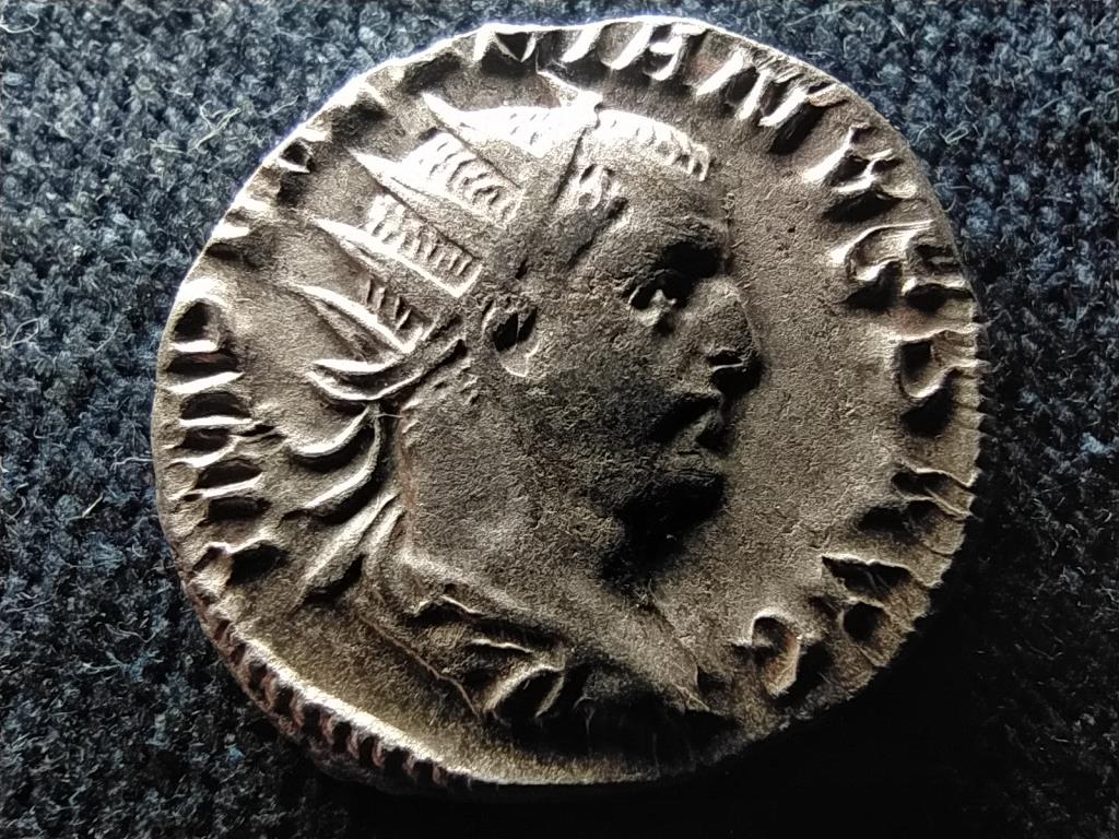 Római Birodalom I. Valerianus (253-260) Ezüst Antoninianus RIC 267 VIRTVS AVGG
