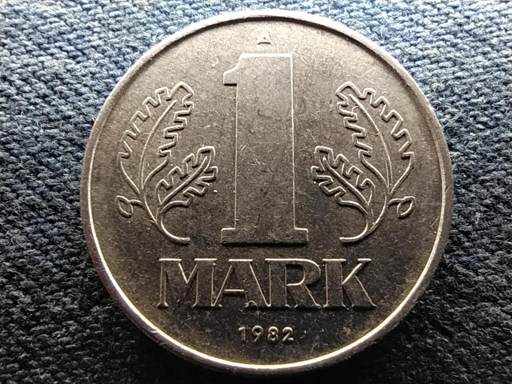 Németország NDK (1949-1990) 1 Márka 1982 A