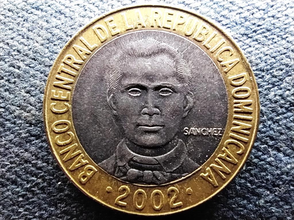 Dominika 5 pezó mágneses 2002