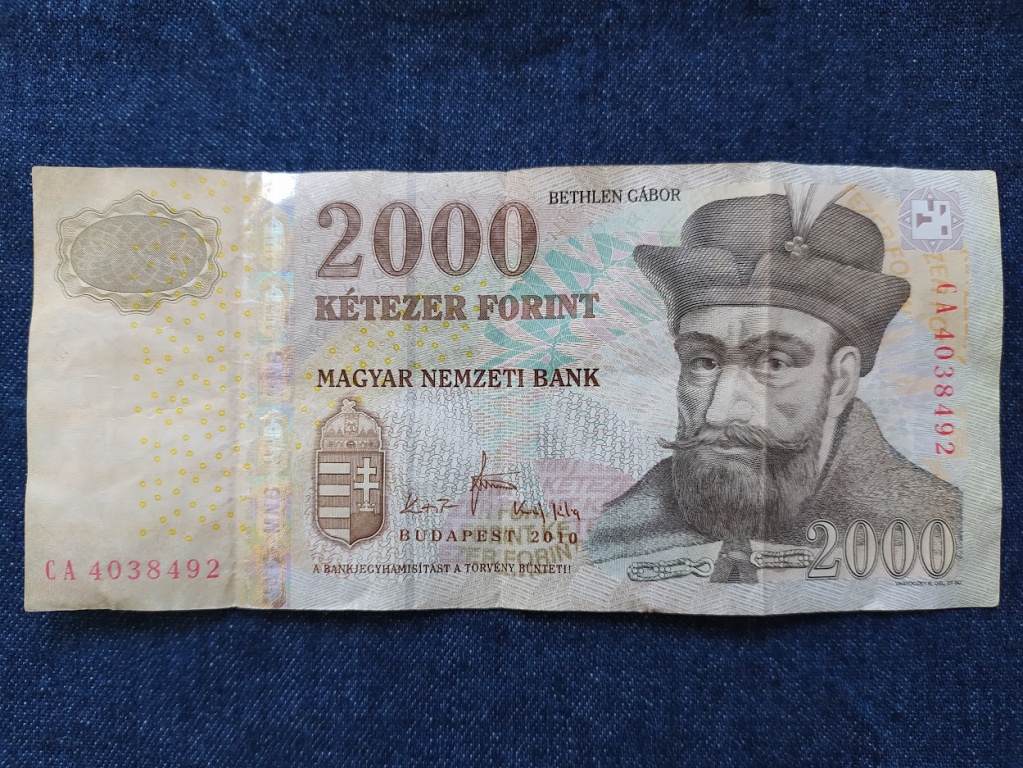 Harmadik Magyar Köztársaság (1989-napjainkig) 2000 Forint bankjegy 2010