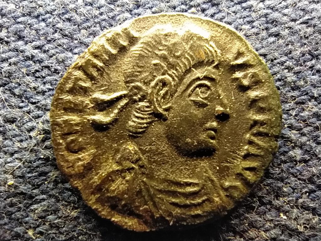 Római Birodalom Constans (337-350) Centenionalis RIC 184 VICTORIAE DD AVGGQ NN