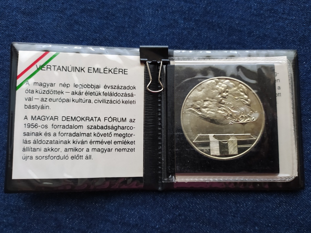 Magyarország Vértanúink emlékére 1989 alpakka emlékérem 42,5mm