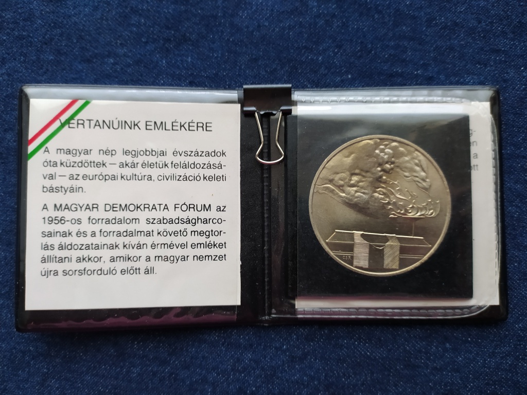 Magyarország Vértanúink emlékére 1989 alpakka emlékérem 42,5mm